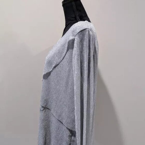 Chico's Travelers Size 3 Large Liquid Shimmer Layered Top Blouse SILVER Stretch - Picture 4 of 6
